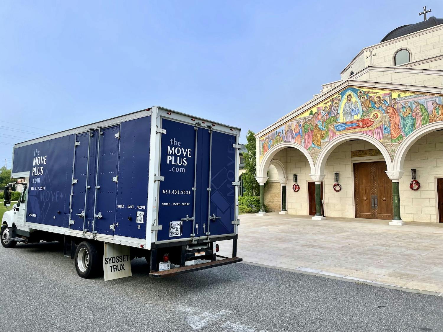 /assets/images/services/commercial/truck_in_front_church.jpeg